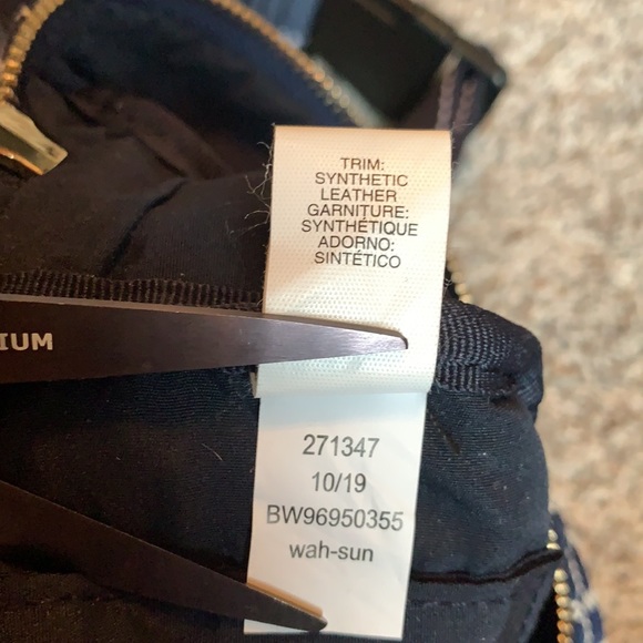 Tommy Hilfiger Fanny Pack - Picture 7 of 16